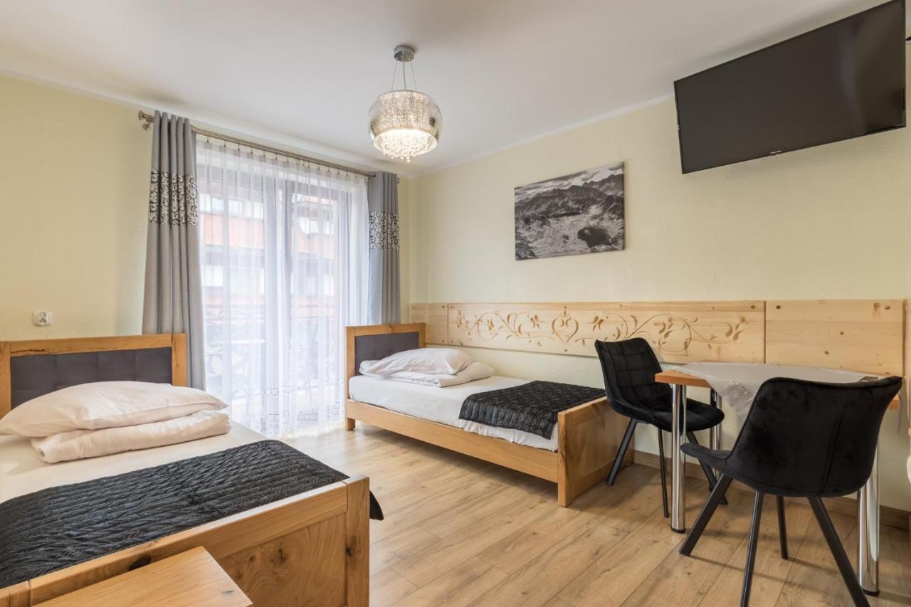 Lesny Dwor Bed and Breakfast Murzasichle Buitenkant foto